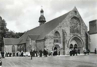 / CPSM FRANCE 29 "Pont l'Abbé, l'église des Carmes"