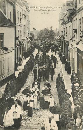 CPA FRANCE 72 "Mamers, la catastrophe du 7 juin 1904, les funérailles des Victimes, le Clergé"