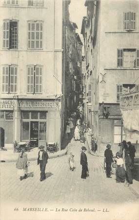 / CPA FRANCE 13 "Marseille, la rue coin de Reboul"