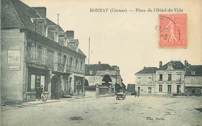 / CPA FRANCE 23 "Bonnat, place de l'hôtel de ville "