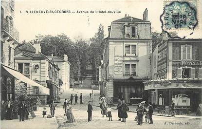 CPA FRANCE 94  "Villeneuve Saint Georges, avenue de l'Hotel de Ville"