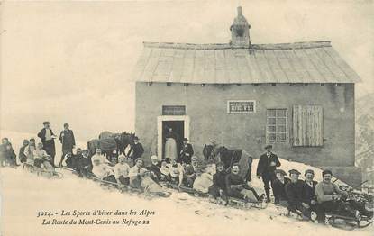 CPA FRANCE 73 "Les sports d'Hiver dans les Alpes, la route du Mont Cenis au Refuge" / LUGE