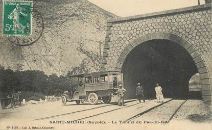 CPA FRANCE 73 "Saint Michel de Maurienne, le Tunnel du Pas du Roc" / AUTOBUS