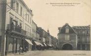 24 Dordogne / CPA FRANCE 24 "Beaumont du Périgord, rue principale et coin de la place"