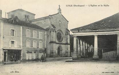 CPA FRANCE 24 "Lisle, Eglise et la Halle"