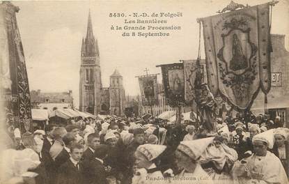 CPA FRANCE 29 "ND de Folgoët, les Bannières à la Grande Procession"