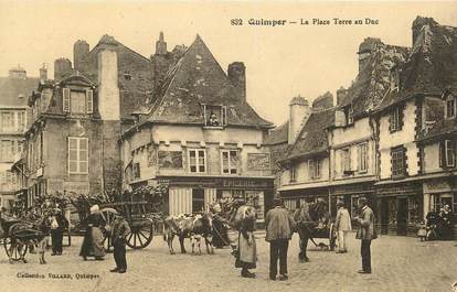 CPA FRANCE 29 "Quimper, la Place Terre au Duc"