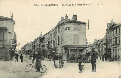 CPA FRANCE 52 "Saint Dizier, Place de l'Hotel de Ville"