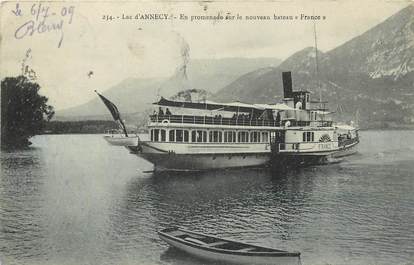 CPA FRANCE 74 "Annecy, le lac, en promenade sur le nouveau bateau France"
