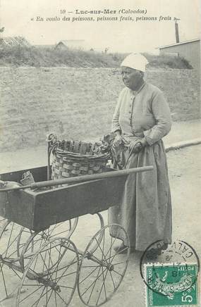  CPA FRANCE 14 "Luc sur Mer, marchande de poissons frais"