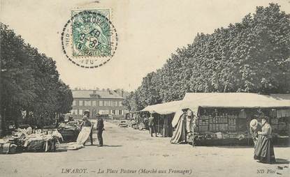  CPA FRANCE 14 "Livarot, la Place Pasteur, le marché au Fromage"