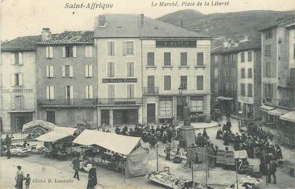 CPA FRANCE 12 "Saint Affrique, le marché, place de la Liberté"