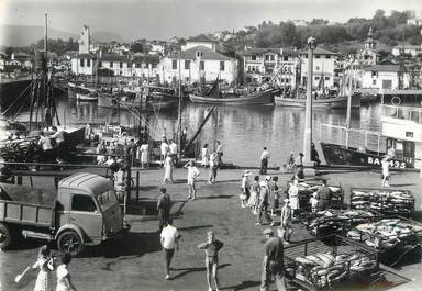 / CPSM FRANCE 64 "Saint Jean de Luz, le port et la Rhune"