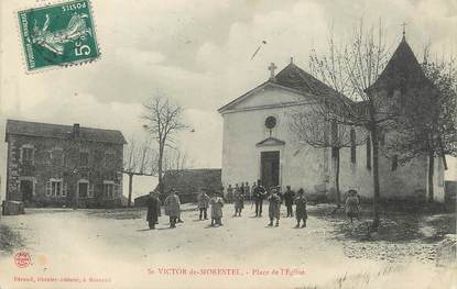 / CPA FRANCE 38 "Saint Victor de Morestel, place de l'église"