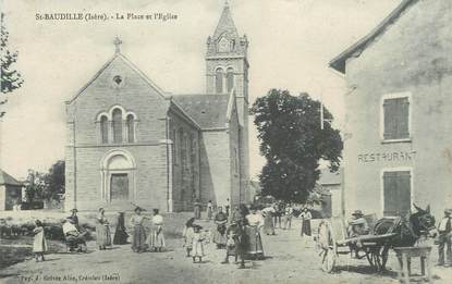 / CPA FRANCE 38 "Saint Baudille, la place et l'église"