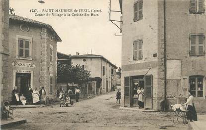 / CPA FRANCE 38 "Saint Maurice de l'exil, centre du village"