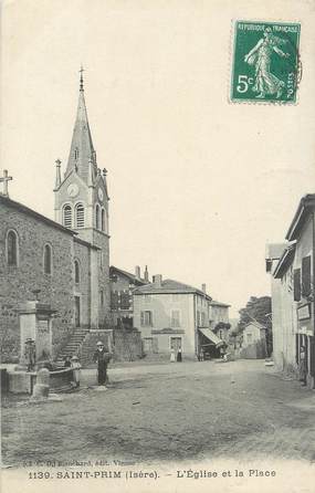 / CPA FRANCE 38 "Saint Prim, l'église et la place "