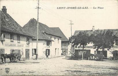 / CPA FRANCE 38 "Saint André le Gaz, la place"