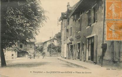 / CPA FRANCE 38 "Saint Quentin en Isère, place du centre"