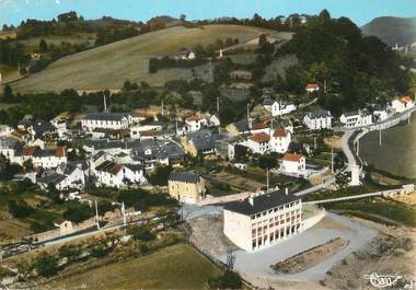 / CPSM FRANCE 65 "Saint Pé de Bigorre, vue aérienne du quartier de la gare"