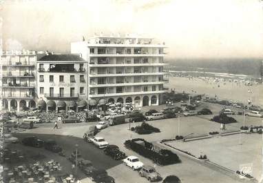 / CPSM FRANCE 66 "Canet Plage, vue vers la plage"