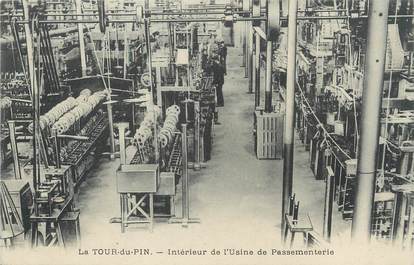 / CPA FRANCE 38 "La Tour du Pin, intérieur de l'usine de Passementerie"