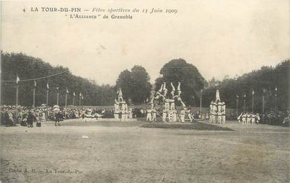 / CPA FRANCE 38 "La Tour du Pin, fêtes sportives du 13 juin 1909"