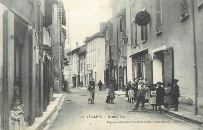 / CPA FRANCE 38 "Tullins, grande rue "