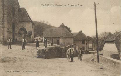 / CPA FRANCE 38 "Vasselin, grande rue"