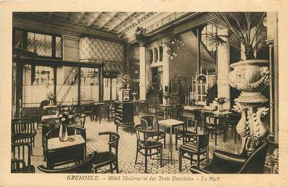 CPA FRANCE 38 "Grenoble, Hotel moderne et des Trois Dauphins, le Hall"
