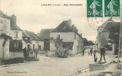 CPA FRANCE 86 "Liglet, rue principale"