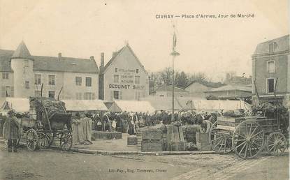 CPA FRANCE 86 "Civray, place d'Armes, jour de marché"