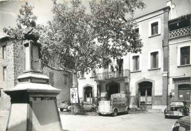 / CPSM FRANCE 66 "Maury, place publique et hôtel de ville"