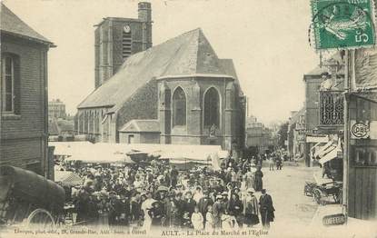 CPA FRANCE 80 "Ault Onival, la Place du marché et l'Eglise"