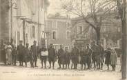 26 DrÔme  CPA  FRANCE 26  "'Taulignan, ,Place du Chateau"