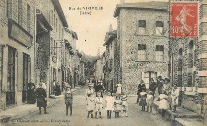 / CPA FRANCE 38 "Rue de Viriville"