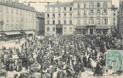 / CPA FRANCE 38 "Vienne, place Miremont et Marché"