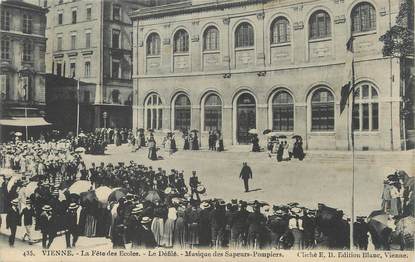 / CPA FRANCE 38 "Vienne, la fête des écoles"