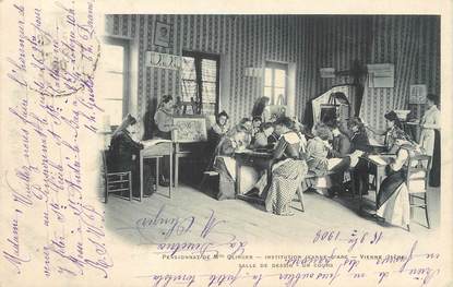 / CPA FRANCE 38 "Vienne, institution Jeanne d'Arc, pensionnat de Mme Olinger, salle de dessin"