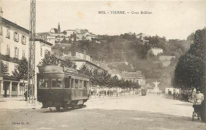 / CPA FRANCE 38 "Vienne, cours Brillier" / TRAIN