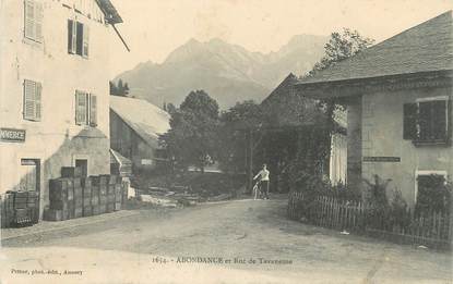 / CPA FRANCE 74 "Abondance et roc de Tavaneuse"