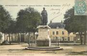 45 Loiret CPA FRANCE 45 "Pithiviers, Place du Grand Cloître, Statue de Poisson"
