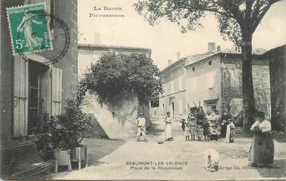 CPA FRANCE 26 "Beaumont les Valence, place de la République"