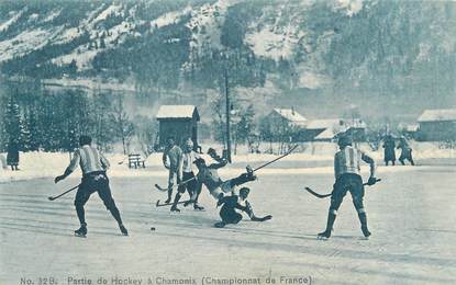 / CPA FRANCE 74 "Chamonix, Partie de Hockey"