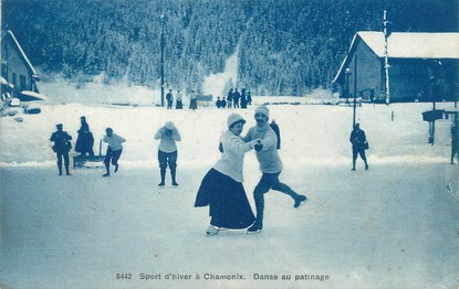 / CPA FRANCE 74 "Chamonix, danse au patinage"