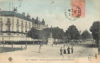 CPA FRANCE 37 "Tours, Avenue de Grammont et la statue de Balzac"