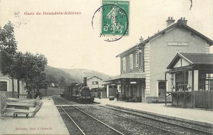 CPA FRANCE 69 "La gare de Grandris Allières" / TRAIN