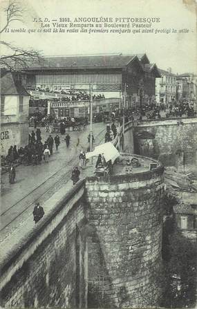 CPA FRANCE 16 "Angoulême pittoresque, les vieux remparts au bld Pasteur"