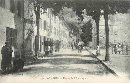 / CPA FRANCE 74 "Faverges, rue de la République"