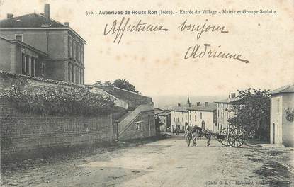 / CPA FRANCE 38 "Auberives de Roussillon, entrée du village, mairie et groupe scolaire"